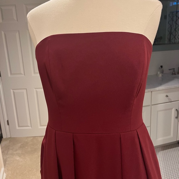 NWT Dessy Collection Crepe Dress Size 10 - Picture 3 of 8